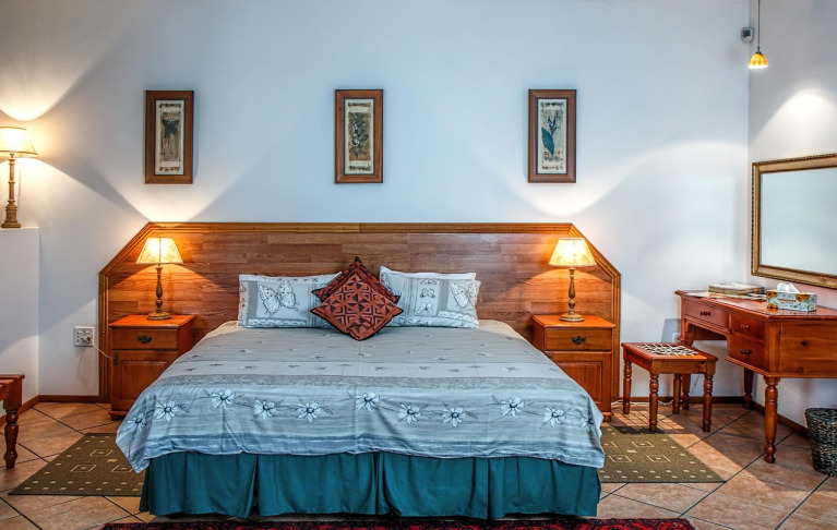 cozy hotel room